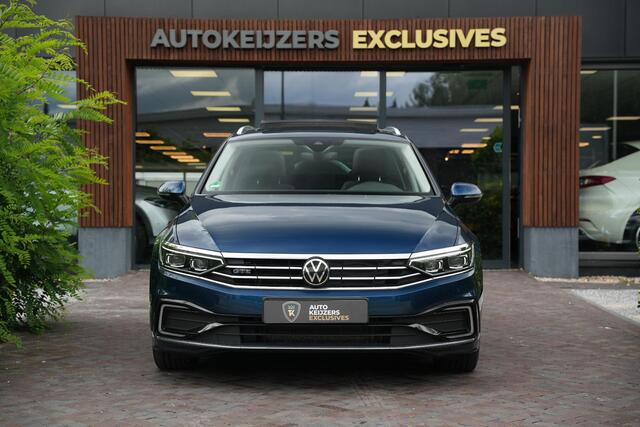Volkswagen PASSAT 1.4 TSI PHEV GTE Pano