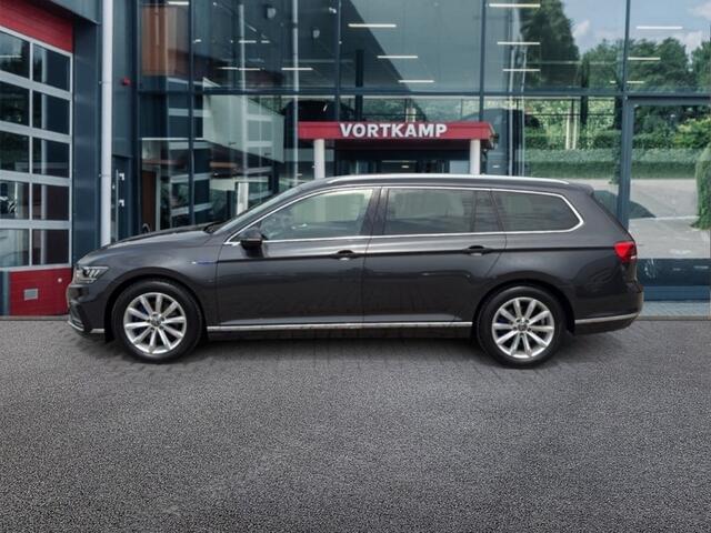 Volkswagen PASSAT 1.4 TSI GTE HALF-LEDER/CAMERA/ELEK-KLEP/ACC/STOELVERW/CARPLAY