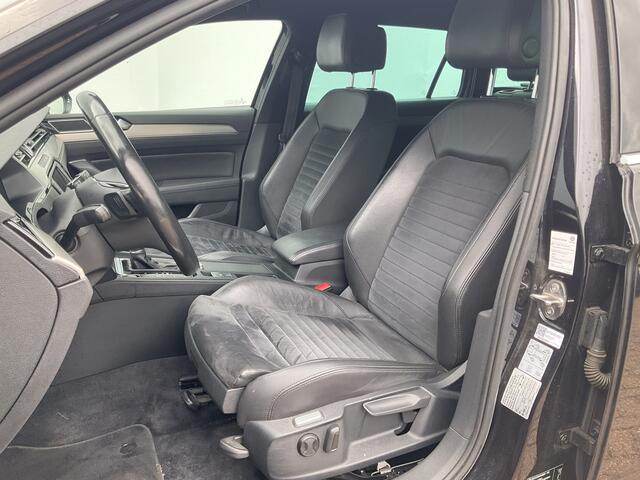 Volkswagen PASSAT Variant 1.6 TDI Highline R-Line Automaat Trekhaak Stoelverw Carplay Orig.NL Voll.Onderhouden!