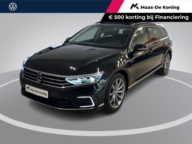 Volkswagen PASSAT Variant 1.4TSIeHybrid 160kW/218PK GTE Business · Panoramadak · Camera · Stoelverwarming · Navigatie · Trekhaak · Apple/Android Car Play ·