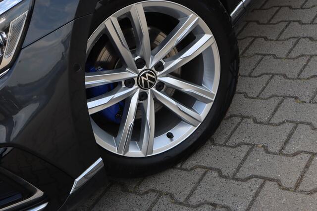 Volkswagen PASSAT Variant 1.4 TSI PHEV GTE Business | Trekhaak | Matrix | Camera |