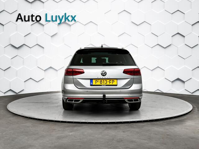 Volkswagen PASSAT Variant 1.5 TSI R-Line Business + DSG Automaat | Panoramadak | Trekhaak | Elektrische Stoelen