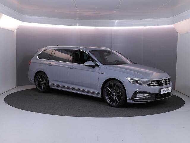 Volkswagen PASSAT Variant 1.5 TSI R-Line Business + 150pk DSG| Pano-dak| Luxe lederen interieur| Matrix LED
