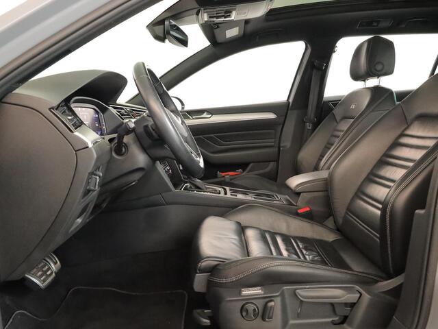 Volkswagen PASSAT Variant 1.5 TSI R-Line Business + 150pk DSG| Pano-dak| Luxe lederen interieur| Matrix LED