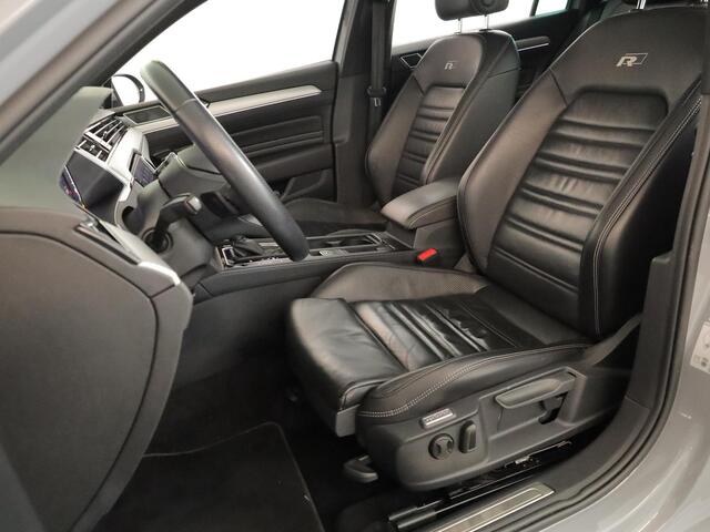 Volkswagen PASSAT Variant 1.5 TSI R-Line Business + 150pk DSG| Pano-dak| Luxe lederen interieur| Matrix LED