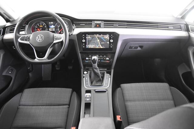 Volkswagen PASSAT Variant 1.5 TSi Style *1ste Eigenaar*Navigatie*Camera*DAB*