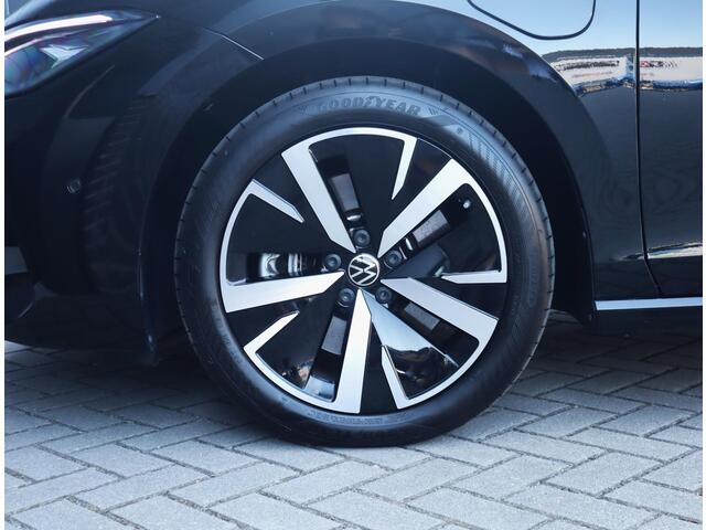 Volkswagen PASSAT Variant 1.5 eHybrid Elegance Business | Trekhaak | Massage | Stoelverwarming