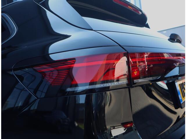 Volkswagen PASSAT Variant 1.5 eHybrid Elegance Business | Trekhaak | Massage | Stoelverwarming