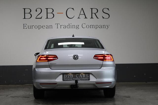 Volkswagen PASSAT 1.6 TDI Comfortline Business | LED | Navi | ACC