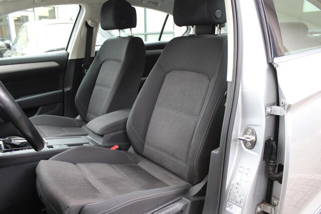 Volkswagen PASSAT 1.6 TDI Comfortline Business | LED | Navi | ACC