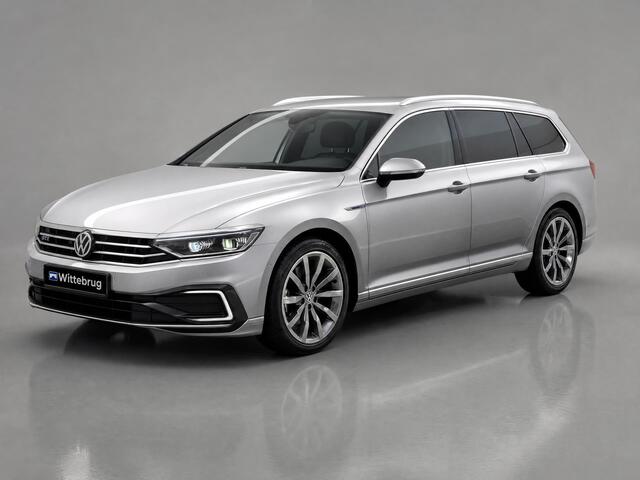 Volkswagen PASSAT Variant 1.4 TSI PHEV 218PK GTE Business / Panoramadak / Standkachel / Memory Seat / Digitale Cockpit / LED Matrix / Stoelverwarming V+A / Head-Up Display / Achteruitrijcamera