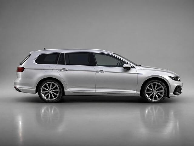 Volkswagen PASSAT Variant 1.4 TSI PHEV 218PK GTE Business / Panoramadak / Standkachel / Memory Seat / Digitale Cockpit / LED Matrix / Stoelverwarming V+A / Head-Up Display / Achteruitrijcamera