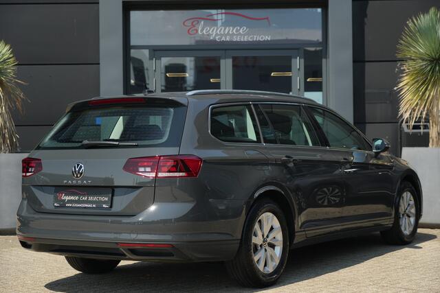 Volkswagen PASSAT Variant 1.5 TSI Business 150pk Navigatie/Camera/AdaptieveCruiseControl