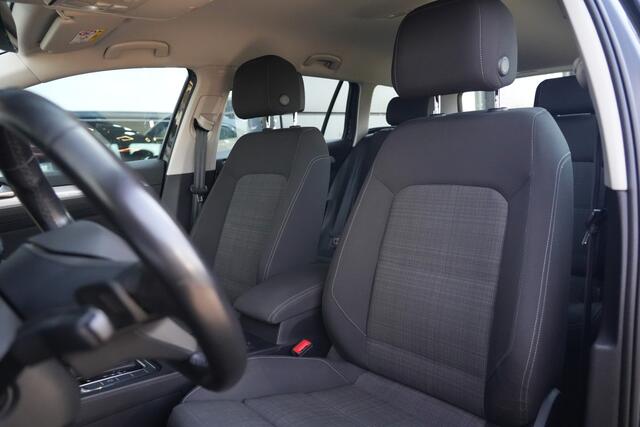 Volkswagen PASSAT Variant 1.5 TSI Business 150pk Navigatie/Camera/AdaptieveCruiseControl