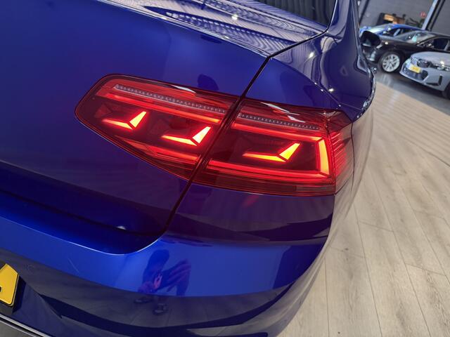 Volkswagen PASSAT 1.5 TSI Elegance Business R Airco ECC | R Line | Virtual | Navigatie | Stoel Verwarming | Isofix | NAP