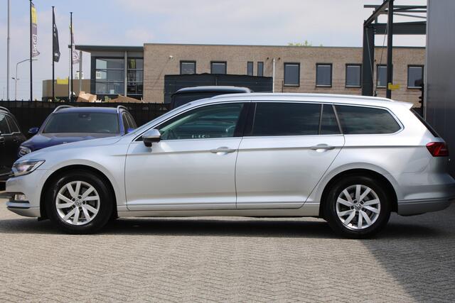 Volkswagen PASSAT Variant 1.4 TSI Comfortline Business PANORAMADAK LEDER TREKHAAK CAMERA