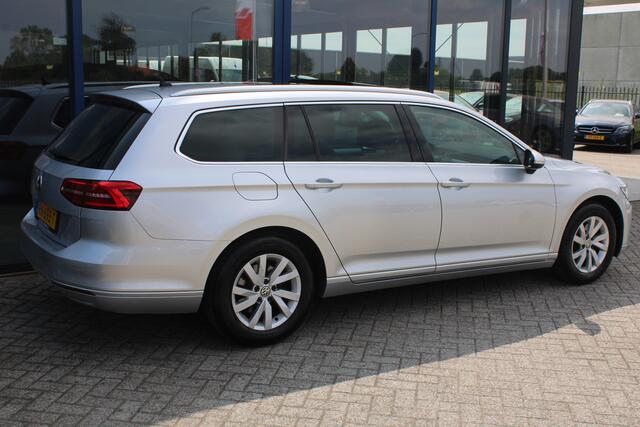 Volkswagen PASSAT Variant 1.4 TSI Comfortline Business PANORAMADAK LEDER TREKHAAK CAMERA