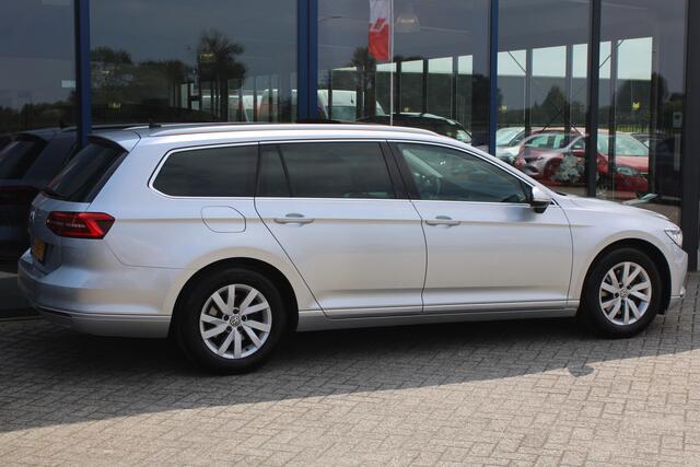 Volkswagen PASSAT Variant 1.4 TSI Comfortline Business PANORAMADAK LEDER TREKHAAK CAMERA