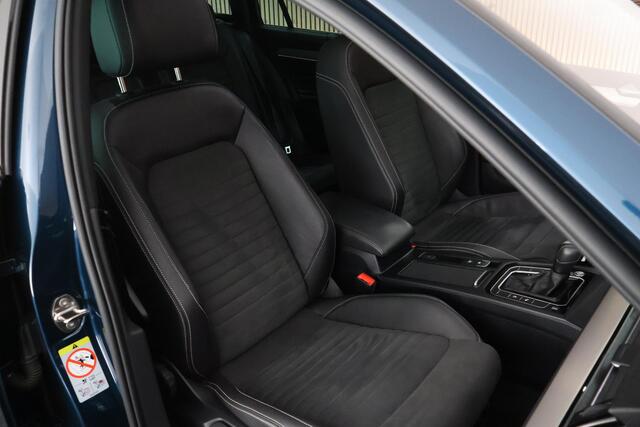 Volkswagen PASSAT Variant 1.5 TSI 150pk DSG R-Line Business + Keyless Panoramadak 360Camera Stoelverwarming Virtual Cockpit Navigatie