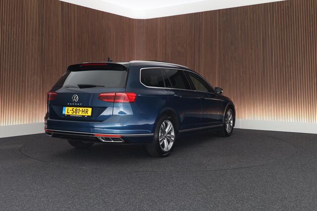Volkswagen PASSAT Variant 1.5 TSI 150pk DSG R-Line Business + Keyless Panoramadak 360Camera Stoelverwarming Virtual Cockpit Navigatie