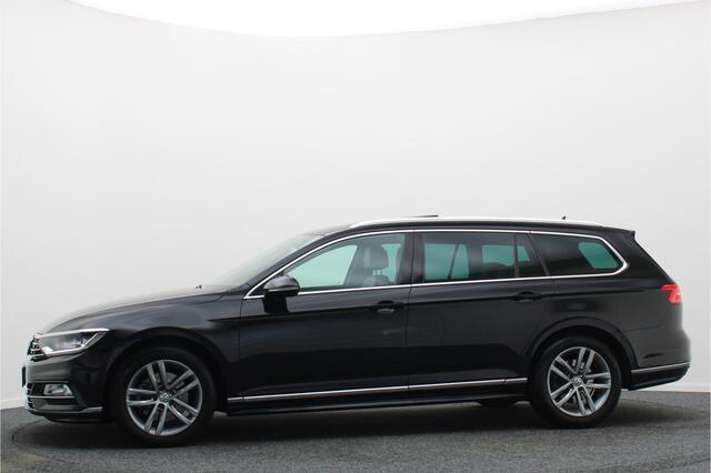 Volkswagen PASSAT Variant 1.6 TDI DSG Highline Business R-Line Panoramadak, Virtual Cockpit, Trekhaak, Camera, Apple Carplay, PDC, 17''