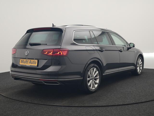 Volkswagen PASSAT 1.4 TSI GTE Business PHEV 218pk Dealer O.H. | Trekhaak Af Fabriek | Panodak | Adaptive Cruise | Camera | IQ Light | Alcantara Sportstoelen Massage & Verwarmd | Stuur Verwarmd | Keyless | Blis | Sfeerverlichting | Apple Carplay | DAB | Plug In Hybrid |