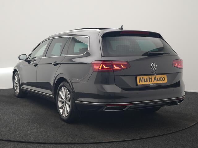 Volkswagen PASSAT 1.4 TSI GTE Business PHEV 218pk Dealer O.H. | Trekhaak Af Fabriek | Panodak | Adaptive Cruise | Camera | IQ Light | Alcantara Sportstoelen Massage & Verwarmd | Stuur Verwarmd | Keyless | Blis | Sfeerverlichting | Apple Carplay | DAB | Plug In Hybrid |