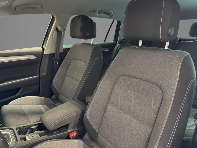 Volkswagen PASSAT 1.4 TSI 218pk DSG PHEV GTE Business · Camera · Wegklapbare Trekhaak · Apple/Android Car Play · P-Sensoren · 17'' Inch ·