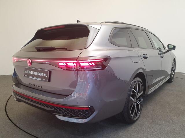 Volkswagen PASSAT Variant 1.5 eHybrid 272pk DSG/AUT R-Line Wegklapbare trekhaak, Harman/Kardon, Leder, Pano