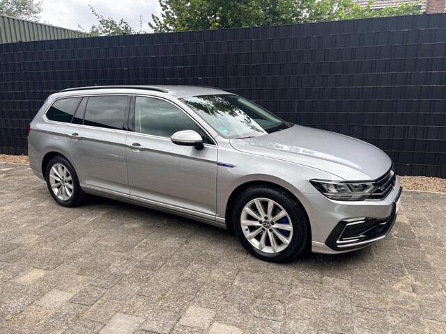Volkswagen PASSAT 1.4 TSI PHEV GTE BNS**carplay//Massagestoel//Business**
