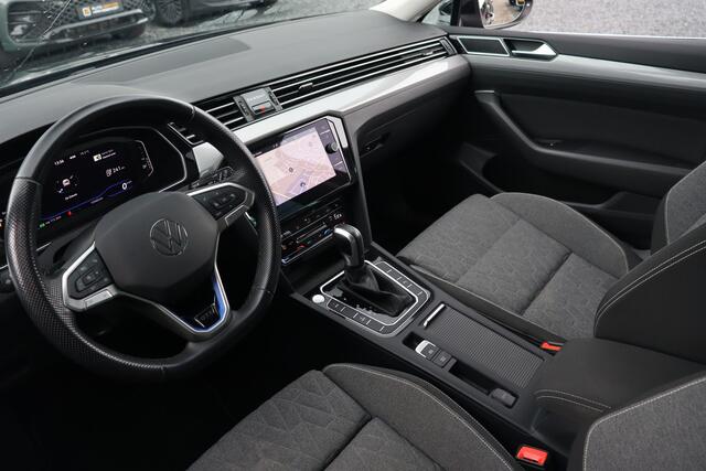 Volkswagen PASSAT Variant 1.4 TSI PHEV GTE Business | Trekhaak | Camera | ACC |