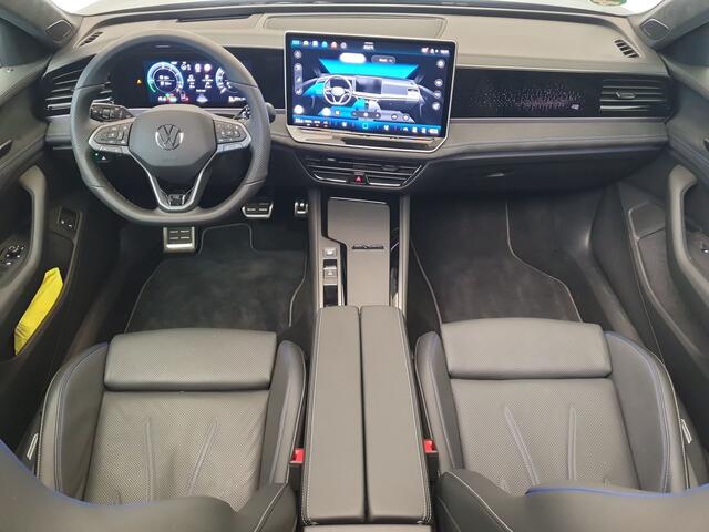 Volkswagen PASSAT Variant 1.5 eHybrid 272pk DSG/AUT R-Line Wegklapbare trekhaak, Harman/Kardon, Leder, Pano