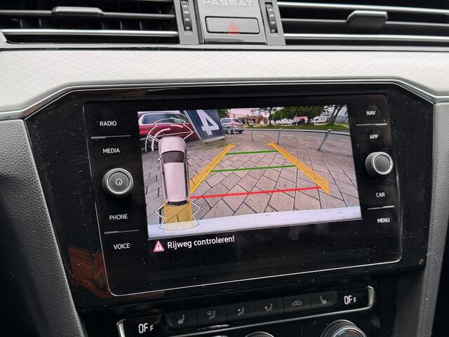 Volkswagen PASSAT Variant BWJ 2021 | 1.4TSI 218PK PHEV GTE Business AUTOMAAT | LEDER/ALCANTARA | CLIMA | NAVI | SPORTSTOELEN | CAMERA A | STOELVERW | 17'' LMV |