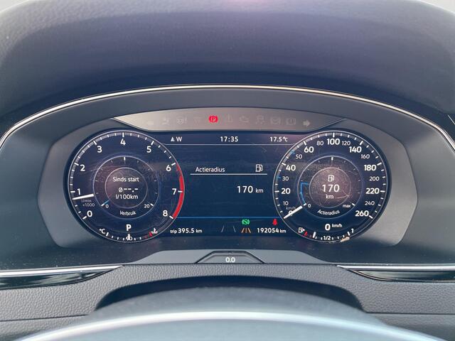Volkswagen PASSAT Variant 1.4 TSI Highline Business R | LED | Trekhaak | Navi | Clima | ACC | Subwoofer Kenwood |
