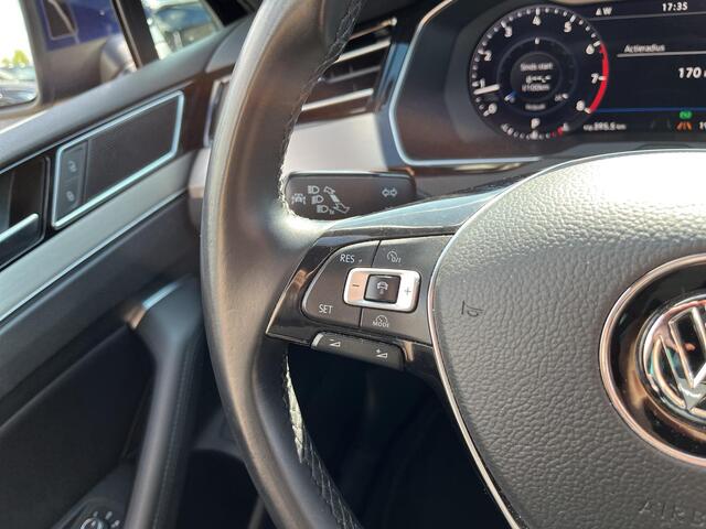 Volkswagen PASSAT Variant 1.4 TSI Highline Business R | LED | Trekhaak | Navi | Clima | ACC | Subwoofer Kenwood |