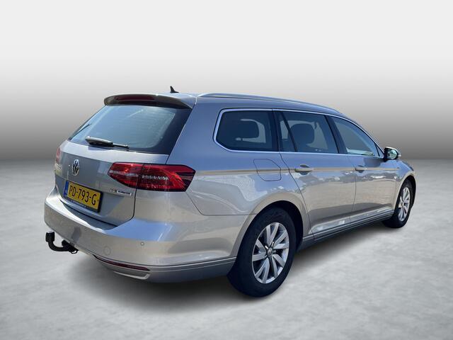 Volkswagen PASSAT Variant 1.4 TSI Comfortline Business , Automaat, Trekhaak, Adap.Cruise, Navi, Clima, Apple Carplay, Android Auto, Bluetooth, PDC, DAB+