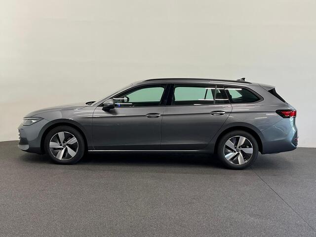 Volkswagen PASSAT Variant 1.5 eTSI DSG-7 Aut Variant Business Airco ECC Navi Wireless Carplay 17" LM Velgen PDC VA+Camera Adaptive Cruise Control