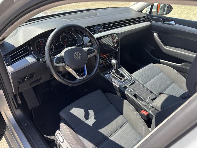 Volkswagen PASSAT Variant 1.4 TSI PHEV GTE / Trekhaak / SoH 88,2 / Applecarplay/AndroidAuto / Stoelverwarming / Ergo Stoelen /