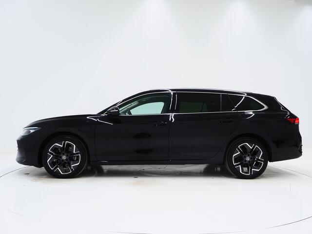 Volkswagen PASSAT Variant 1.5 eHybrid 204PK | Leder/Alcantara | Massage | Stoelkoeling | Trekhaak | HUD | 360 | Keyless