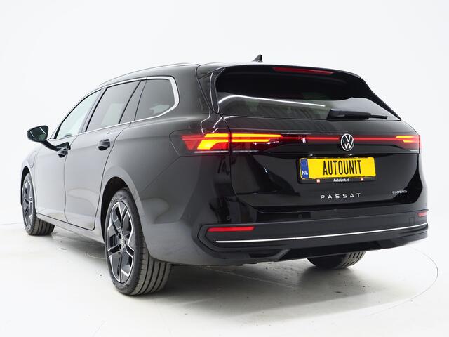 Volkswagen PASSAT Variant 1.5 eHybrid 204PK | Leder/Alcantara | Massage | Stoelkoeling | Trekhaak | HUD | 360 | Keyless