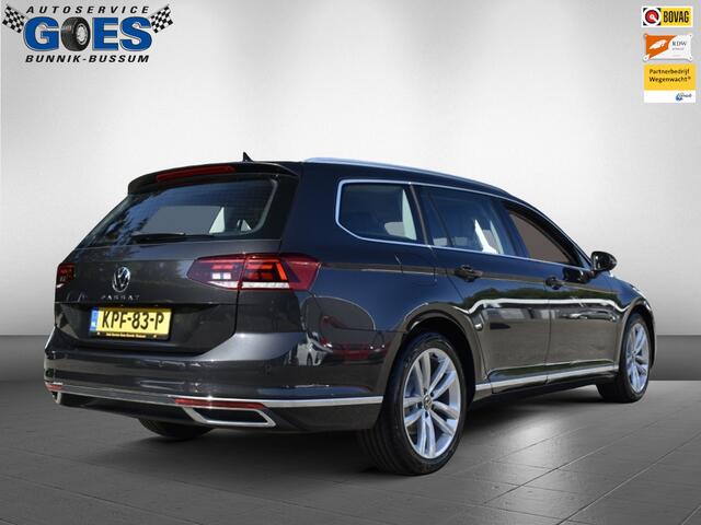 Volkswagen PASSAT Variant 1.5 TSI Business /trekhaak/camera/stoelverwarming