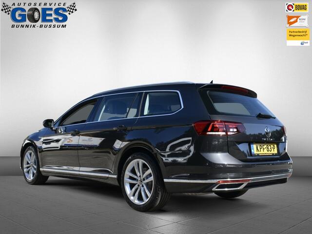 Volkswagen PASSAT Variant 1.5 TSI Business /trekhaak/camera/stoelverwarming