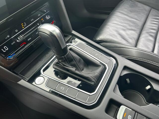 Volkswagen PASSAT Variant 1.5 TSI R-Line Bns+