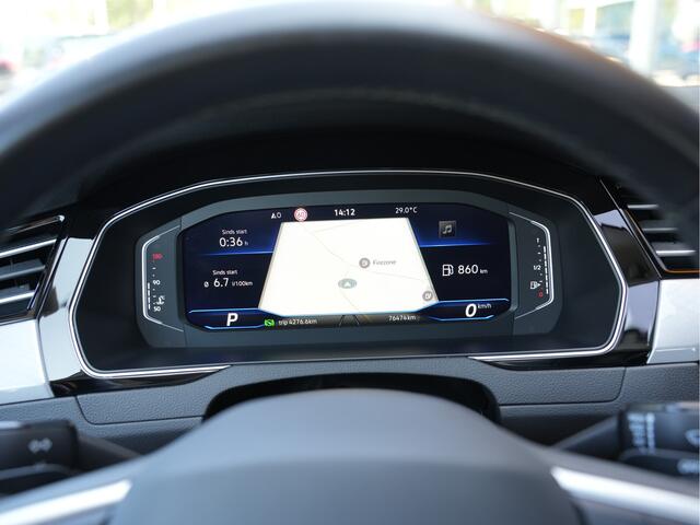 Volkswagen PASSAT Variant 1.5 TSI Business | Draadloze telefoonlader | Apple Carplay | Achteruitrijcamera |