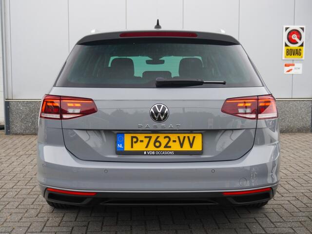 Volkswagen PASSAT Variant 1.5 TSI Business Camera | CarPlay | Keyless | Stoelverwarm.| NAP