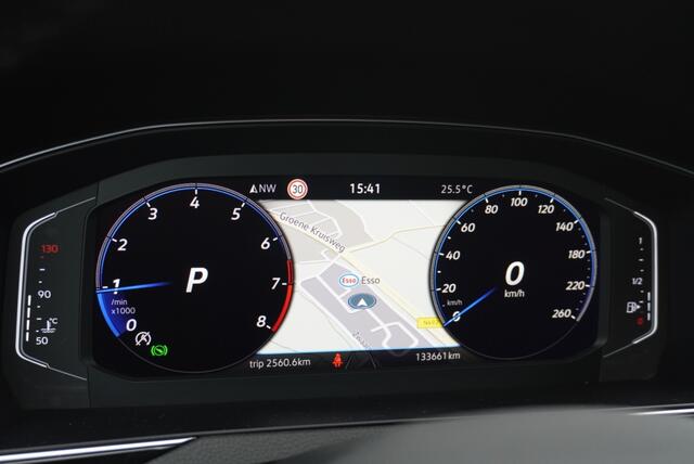 Volkswagen PASSAT Variant 1.5 TSI Business Camera | CarPlay | Keyless | Stoelverwarm.| NAP