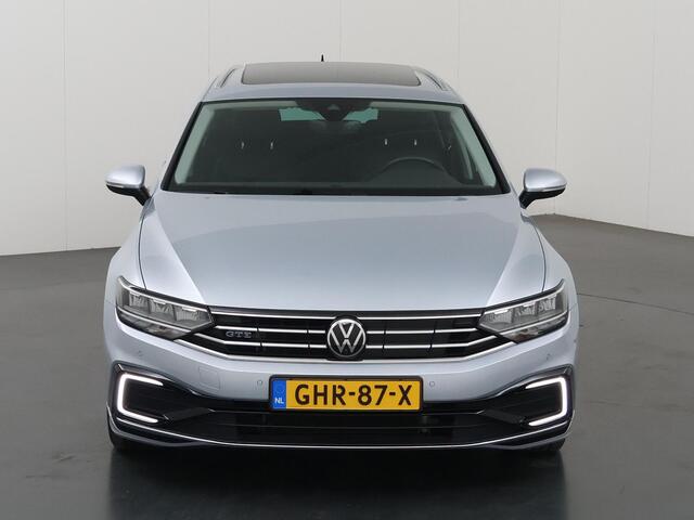 Volkswagen PASSAT Variant 1.4 TSI PHEV GTE Business | SOH 95,9% | Panoramadak | 360° Camera | Cruise Control Adaptief | Apple Carplay/Android Auto | Navigatie | Virtual Cockpit | Elek. Achterklep |
