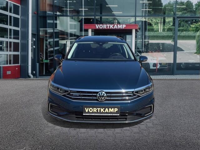 Volkswagen PASSAT 1.4 TSI GTE TREKHAAK/PANO-DAK/360CAM/ACC/HUD/DIG-DASH/STOEL+STUURVERW
