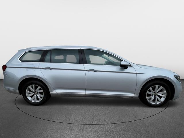 Volkswagen PASSAT Variant 1.5 TSI Business Aut | Camera | Adaptive cruise | Ergo sportzete