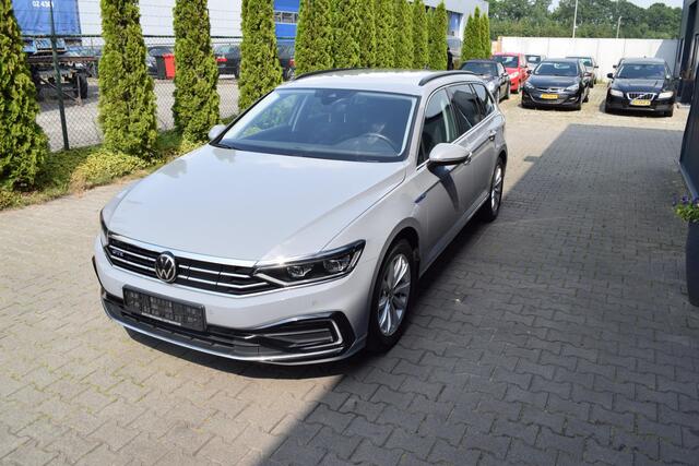 Volkswagen PASSAT Variant 1.4 TSI PHEV GTE Business